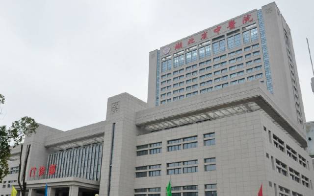 5000㎡以上醫院中央空調解決方案